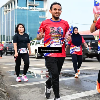 Runner Photo 6017944