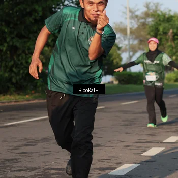 Runner Photo 6017953