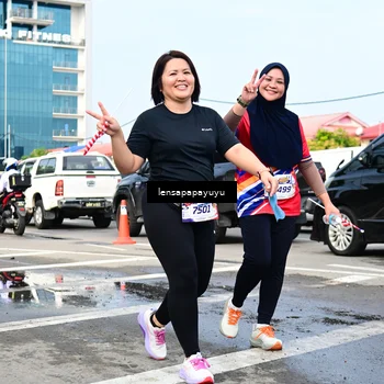 Runner Photo 6017954