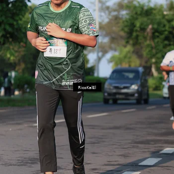 Runner Photo 6017959