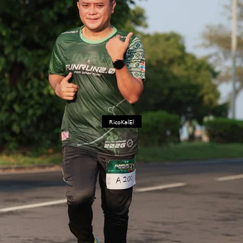 Runner Photo 6017975