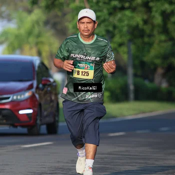 Runner Photo 6017979