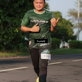 Runner Photo 6017980
