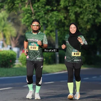 Runner Photo 6017996