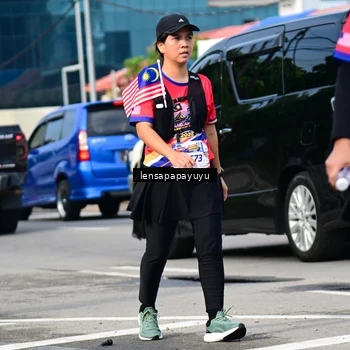 Runner Photo 6018011