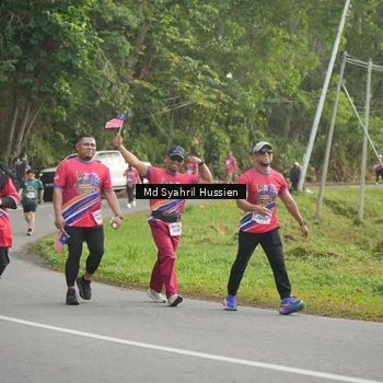 Runner Photo 6018014
