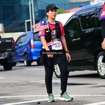 Runner Photo 6018038