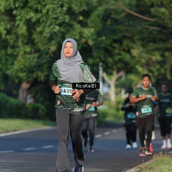 Runner Photo 6018041