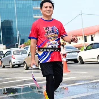 Runner Photo 6018047
