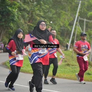 Runner Photo 6018049