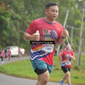 Runner Photo 6018051