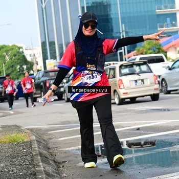 Runner Photo 6018052