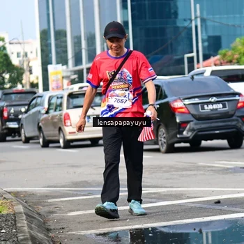 Runner Photo 6018055