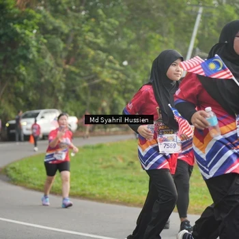 Runner Photo 6018065