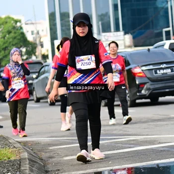Runner Photo 6018083