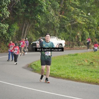 Runner Photo 6018096