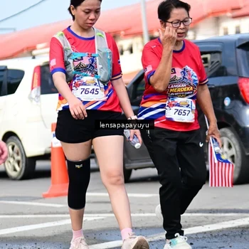 Runner Photo 6018101