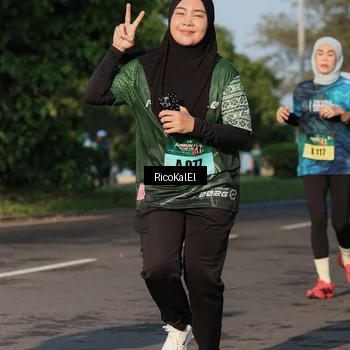 Runner Photo 6018102