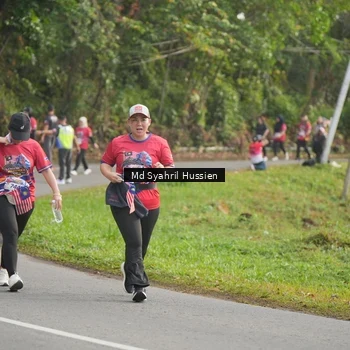 Runner Photo 6018103