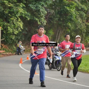 Runner Photo 6018116