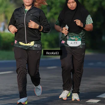 Runner Photo 6018118