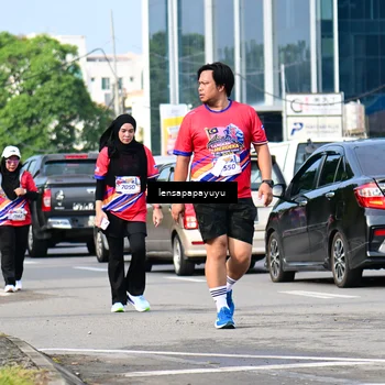 Runner Photo 6018126
