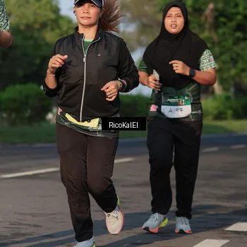 Runner Photo 6018128