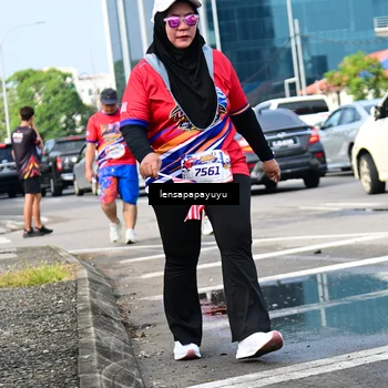 Runner Photo 6018129