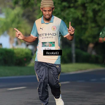 Runner Photo 6018142