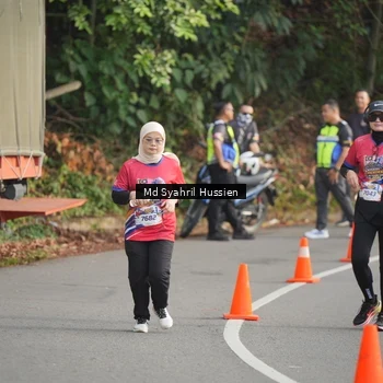 Runner Photo 6018149