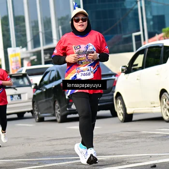 Runner Photo 6018157