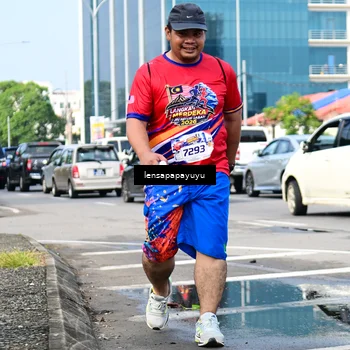 Runner Photo 6018158