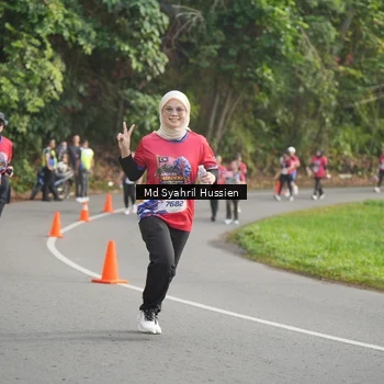 Runner Photo 6018159