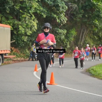Runner Photo 6018164