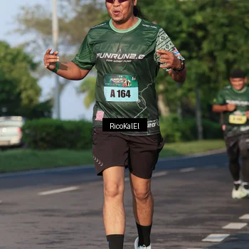 Runner Photo 6018166