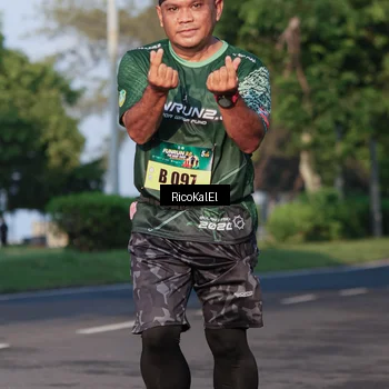 Runner Photo 6018168