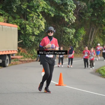 Runner Photo 6018171
