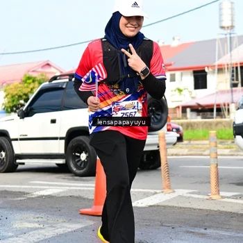 Runner Photo 6018180