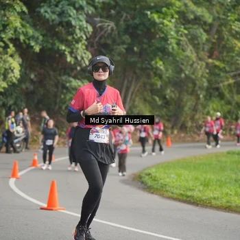 Runner Photo 6018184