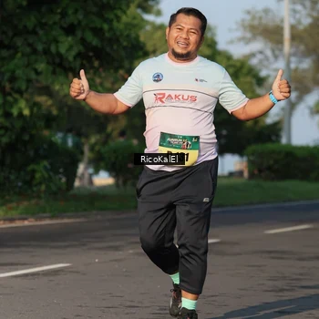 Runner Photo 6018188