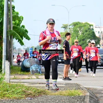 Runner Photo 6018194