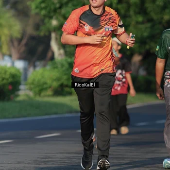 Runner Photo 6018195