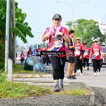 Runner Photo 6018202