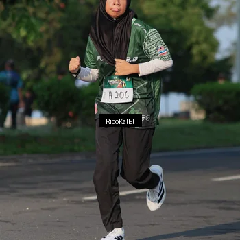 Runner Photo 6018206