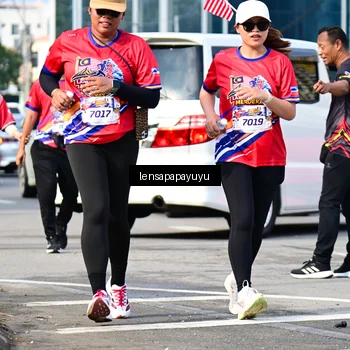Runner Photo 6018209