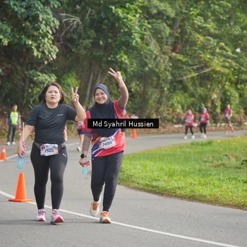 Runner Photo 6018213