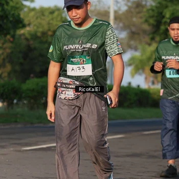 Runner Photo 6018222