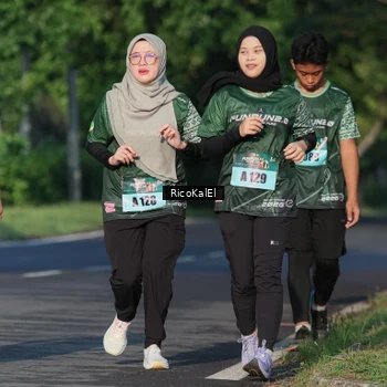 Runner Photo 6018229