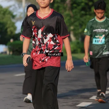 Runner Photo 6018239