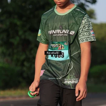 Runner Photo 6018241